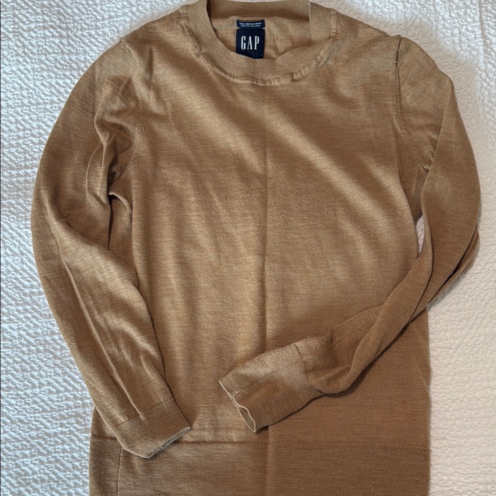 GAP Tan Long Sleeve Sweater